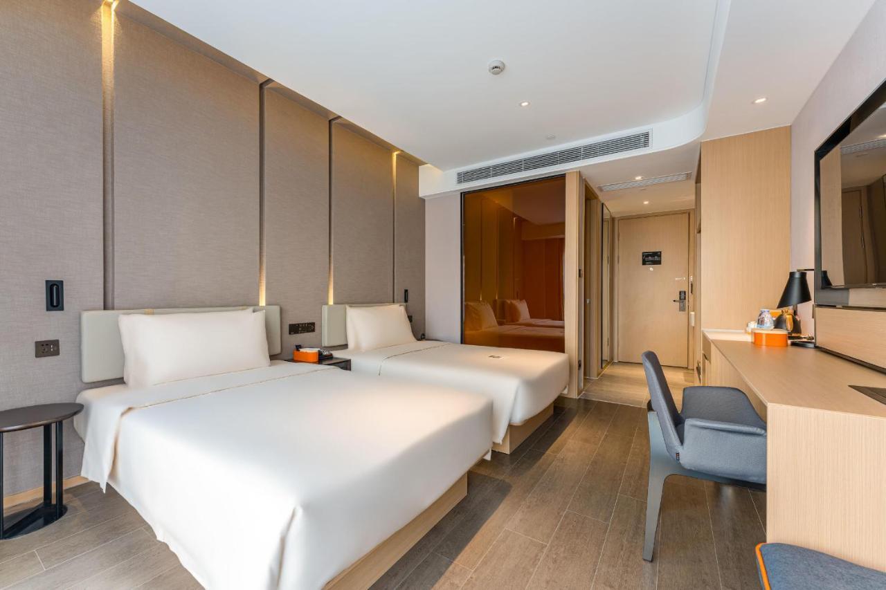 Hotel Atour Dahongmen Yintai 4*